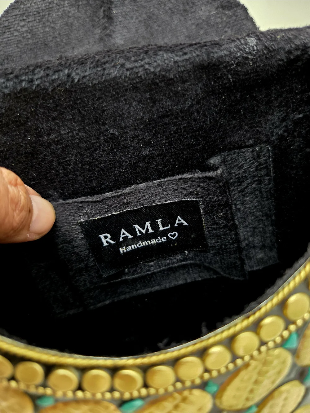 RAMLA Gold and Teal Decorative Heart Clutch/Crossbody Bag